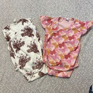KATE QUINN Onesie Bodysuit Lot 12-18m Organic Cotton Strawberries & Butterflies